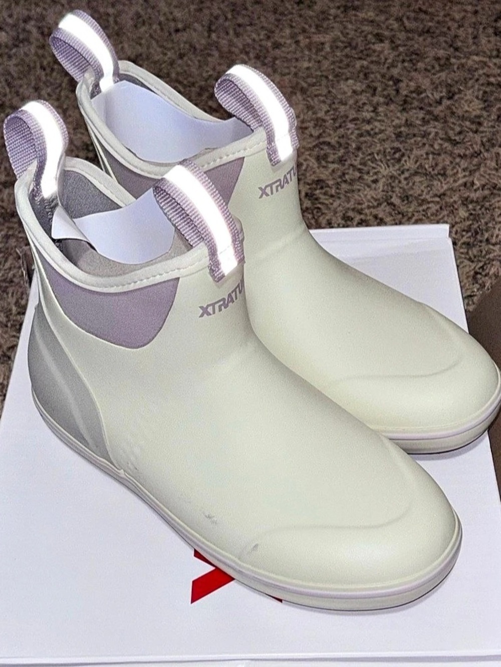 Xtratuf Women's 6 in Ankle Deck Boots - Ivory XWAB902 New